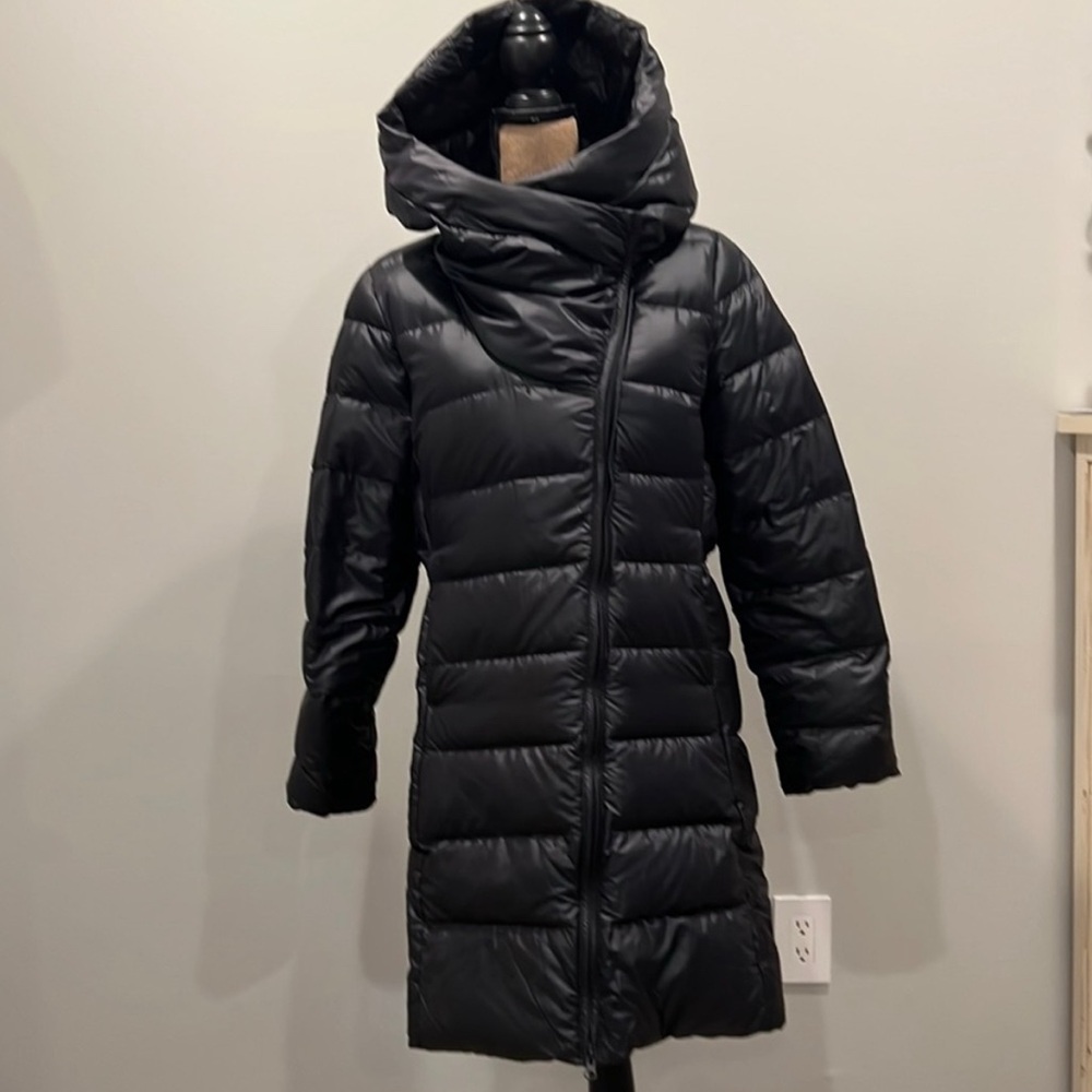 Nike Hooded Black Puffer Jacket
